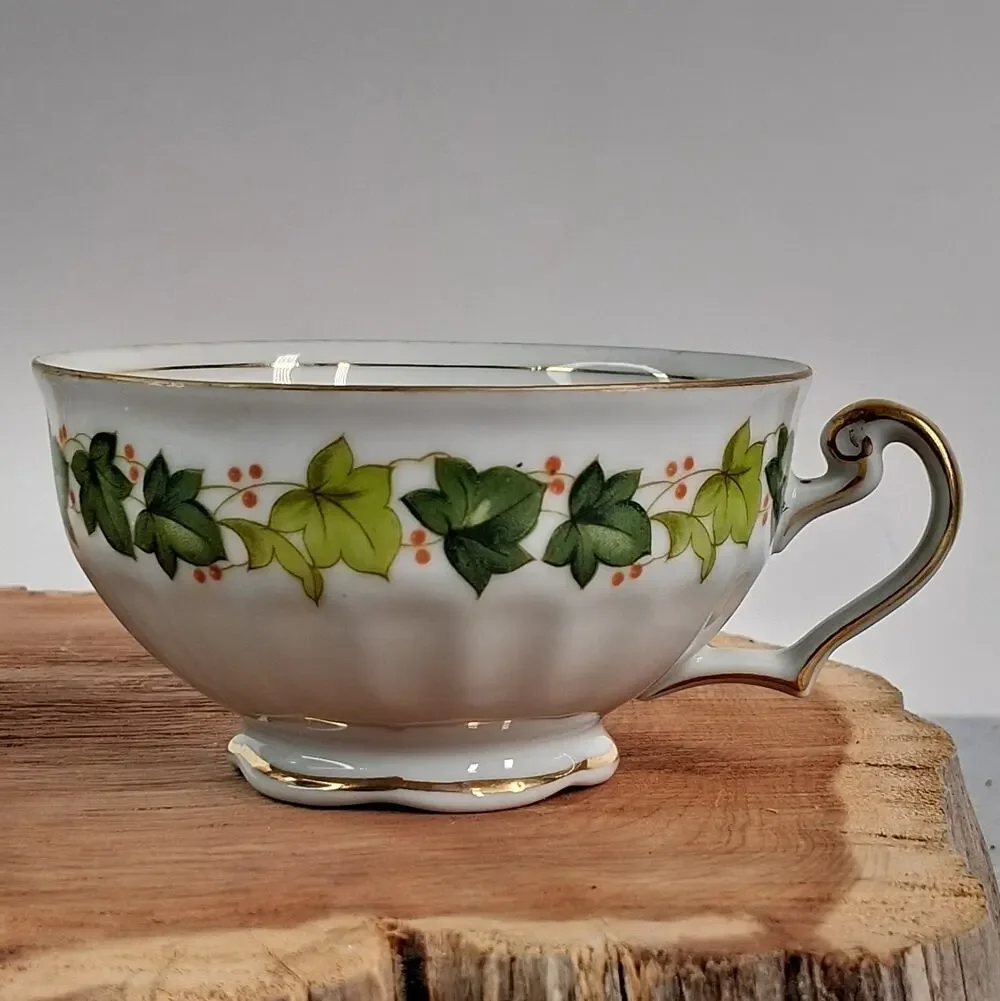 2 Vintage Regal China Lawndale Pattern Teacups Green Ivy Gold Trim Porcelain